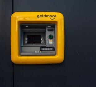 Co bank robi z pieniędzmi które wpłacasz na zwykłe konto