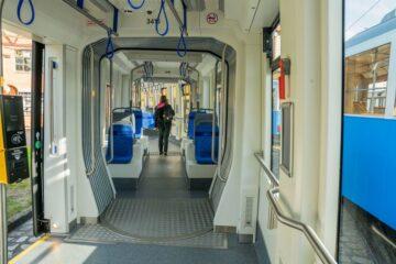 Co znajduje się w środku nowoczesnego autobusu elektrycznego