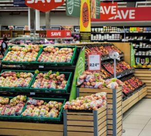 Dlaczego Aldi i Lidl podbiły Europę