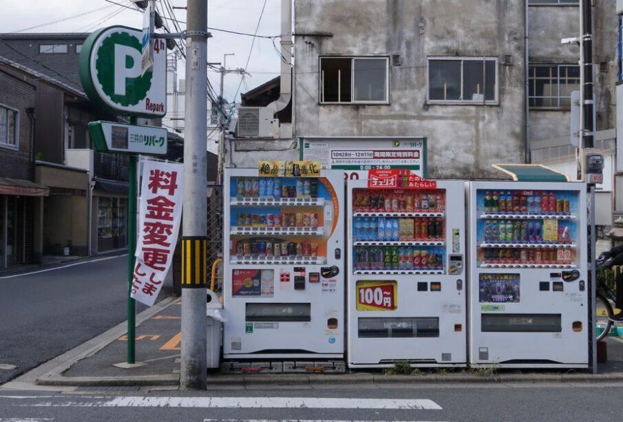 Dlaczego Japonia buduje automaty vendingowe praktycznie wszędzie