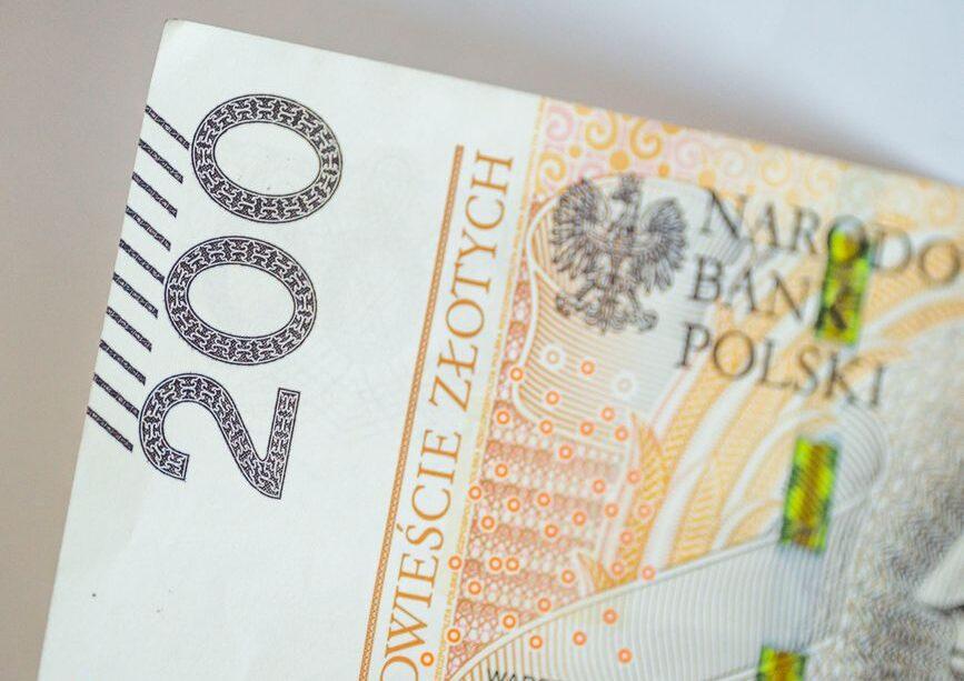 Ile kosztuje jeden dzień życia w Warszawie przy pensji 10 tys. zł