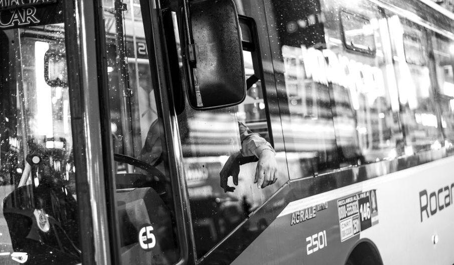 Ile zarabia kierowca autobusu miejskiego