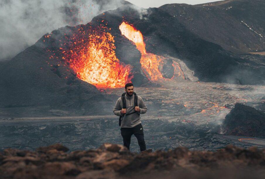 Islandia mierzy się z lawą i turystami. Erupcje zmieniły ruch wokół Reykjaviku