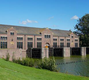Jak Amsterdam chroni się przed zalaniem
