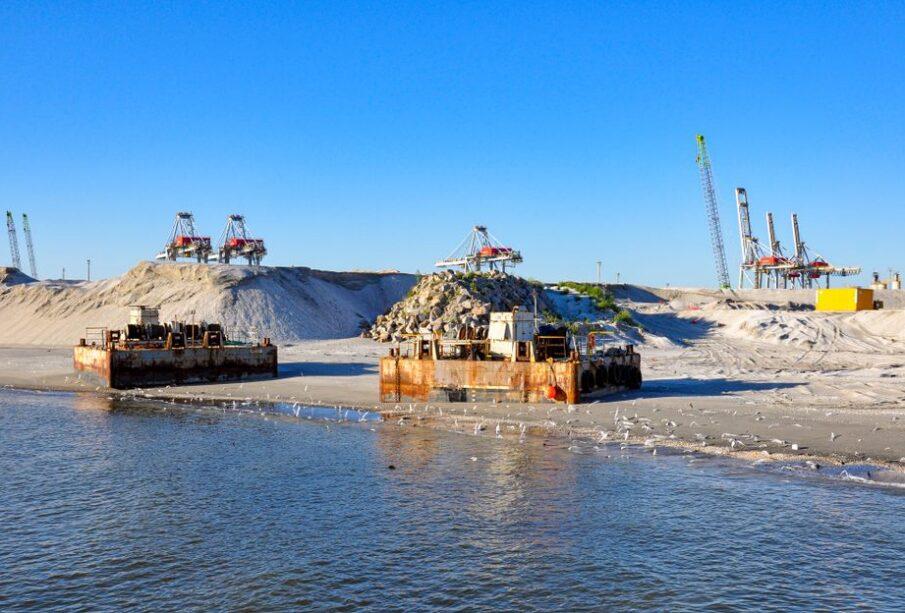 Jak kraj bez pustyń stał się jednym z największych eksporterów piasku