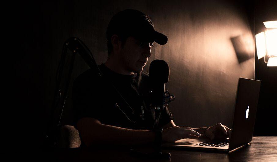 Ludzie którzy utrzymują się z internetu