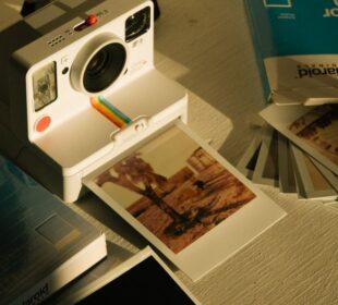 Polaroid wrócił dzięki nostalgii za zdjęciem którego nie można edytować