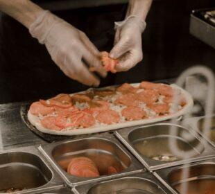Skąd bierze się cena pizzy za 40 złotych