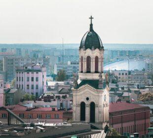 Życie w Warszawie kontra życie w Łodzi - różnica większa niż sama pensja