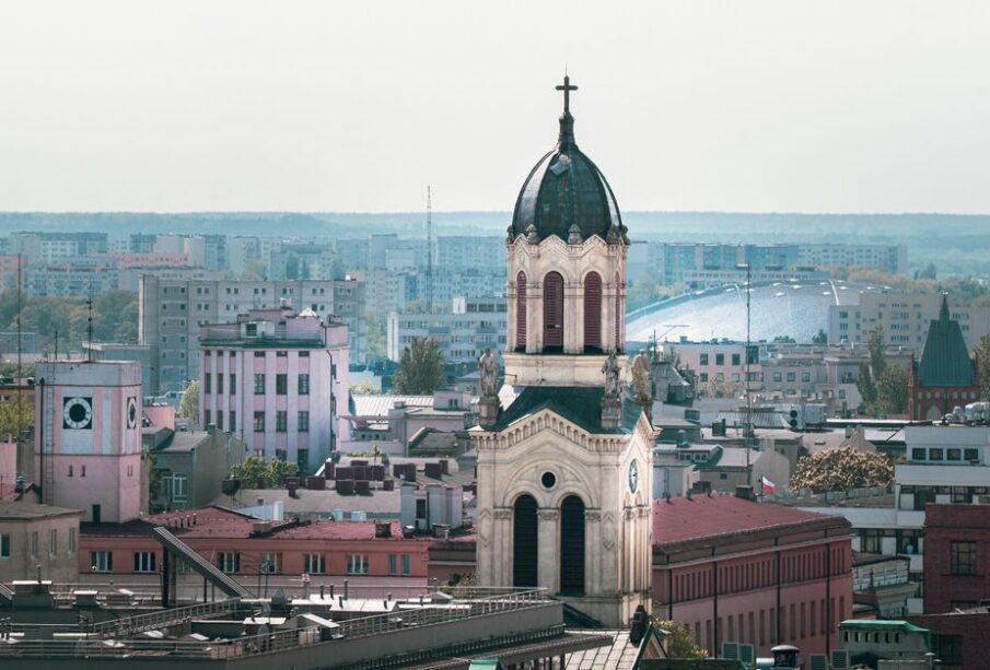 Życie w Warszawie kontra życie w Łodzi - różnica większa niż sama pensja