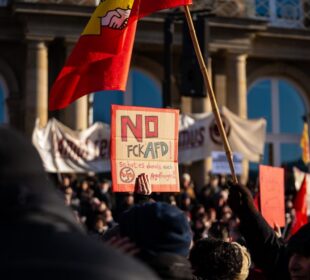 Niemiecka „zapora ogniowa” pękła z hukiem. Jak AfD przestało być tylko straszakiem i weszło do głównej gry